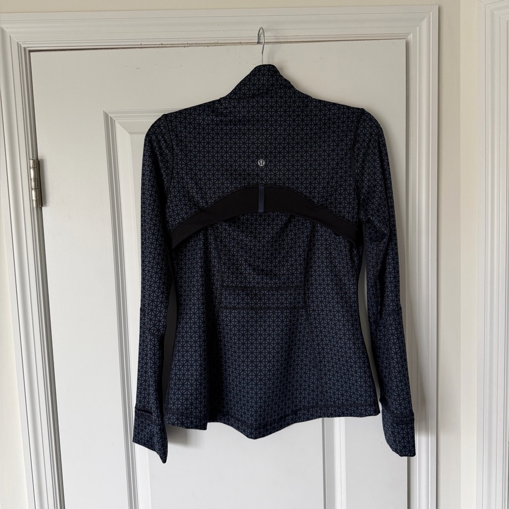 Lululemon Patterned Define Jacket - image 3